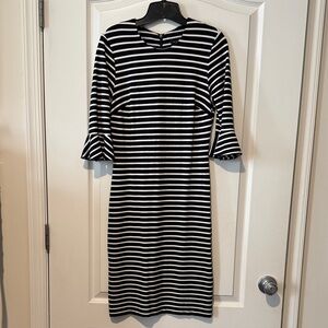 2/$40 🔥Navy blue and white striped sheath dress, 3/4 bell flutter sleeve